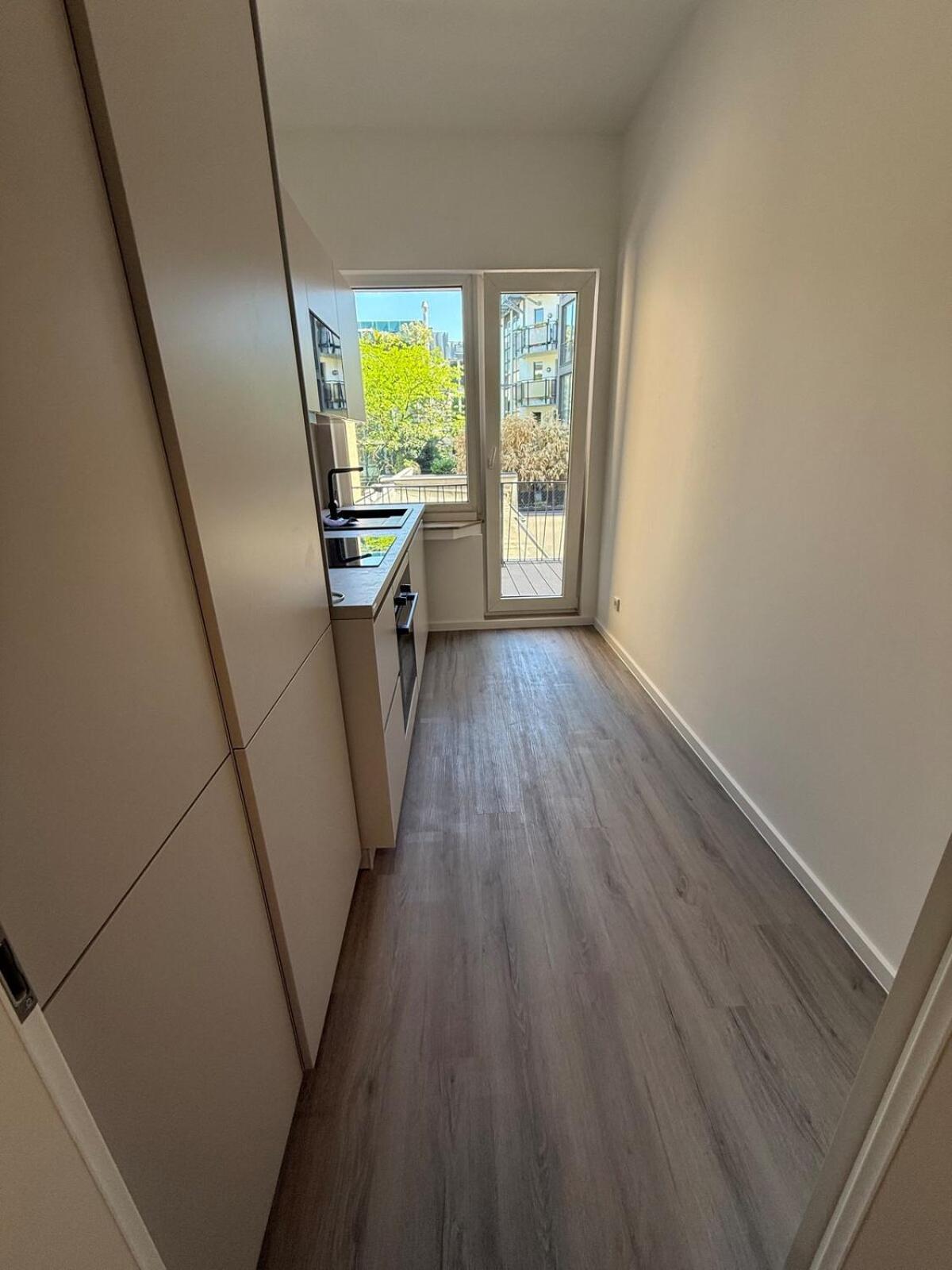 Luxury Deluxe Apartment With 3 Rooms Xl-Orchid Apartment Köln