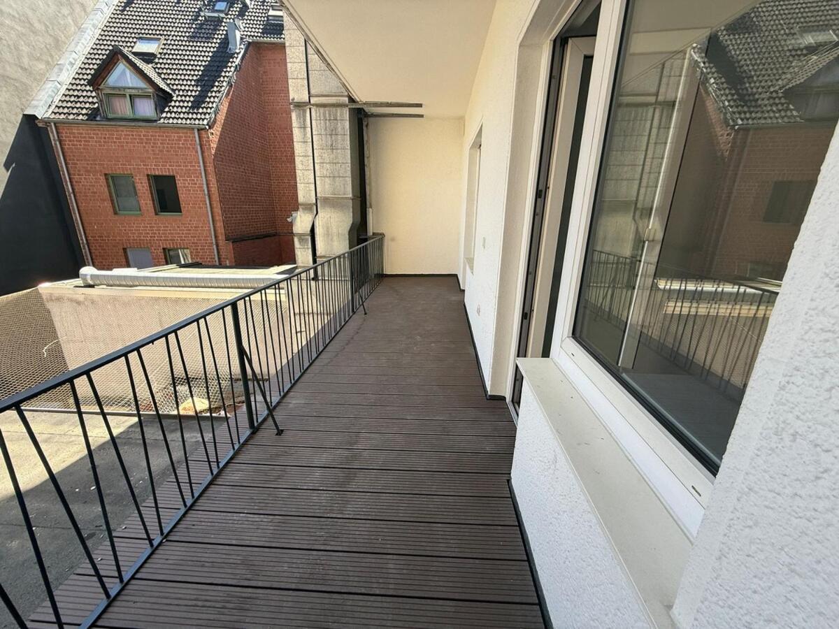 Apartment Luxury Deluxe Apartment With 3 Rooms Xl-Orchid